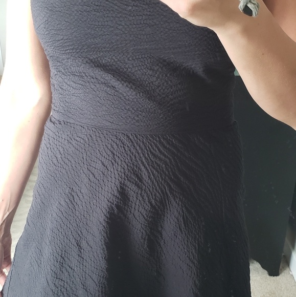 Black J. Crew textured strapless dress - Picture 3 of 3